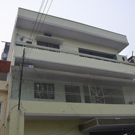 Oyo 7622 Varanasi Stays Dış mekan fotoğraf