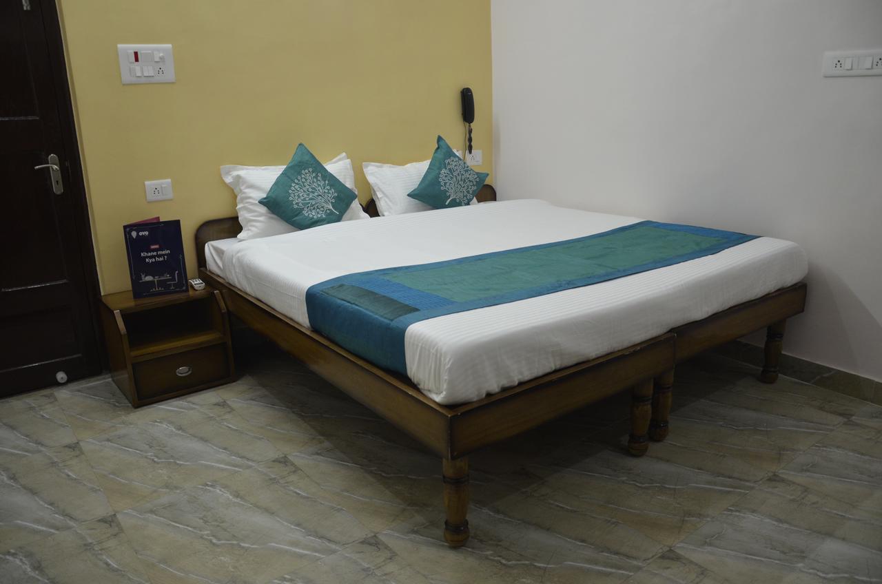 Oyo 7622 Varanasi Stays Dış mekan fotoğraf
