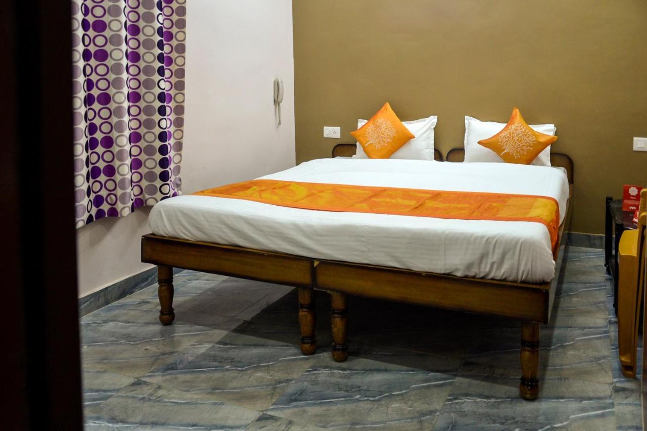 Oyo 7622 Varanasi Stays Dış mekan fotoğraf